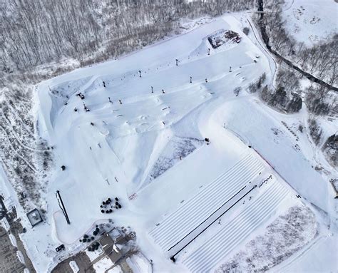 The rock snow park - The Rock Snowpark is a family-friendly ski area with 9 runs, a tubing park, and a terrain park. It is located 20 minutes from downtown Milwaukee and offers lessons, rentals, and a chalet. 